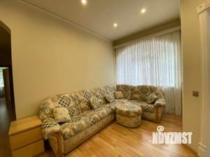 Дом 600м&sup2;, 2-этажный, посуточно, 