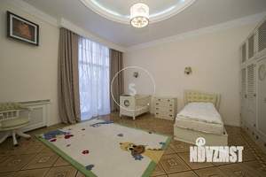 Дом 645м², 3-этажный, на длительный срок, 