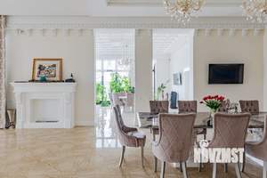 Дом 1660м², 2-этажный, на длительный срок, 