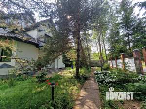 Коттедж 200м², 2-этажный, на длительный срок, 