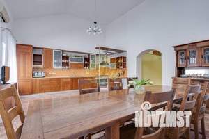 Дом 620м², 2-этажный, посуточно, 