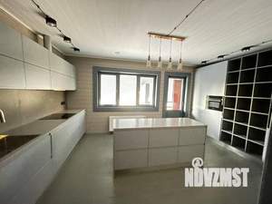 Дом 450м², 2-этажный, на длительный срок, 