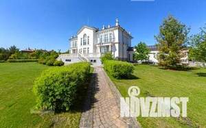 Дом 1000м&sup2;, 3-этажный, на длительный срок, 