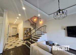 Таунхаус 200м², 2-этажный, на длительный срок, 