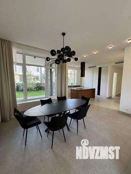 Коттедж 360м&sup2;, 3-этажный, на длительный срок, 