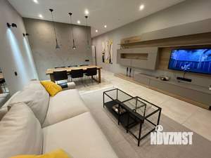 Таунхаус 150м², 3-этажный, на длительный срок, 