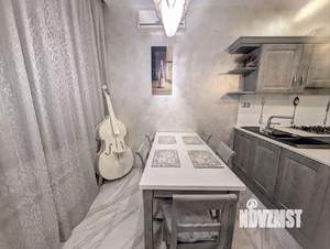 Таунхаус 200м&sup2;, 3-этажный, на длительный срок, 