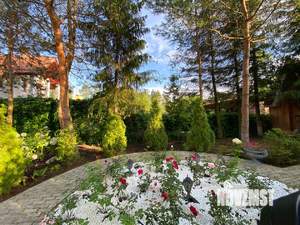 Таунхаус 360м², 3-этажный, на длительный срок, 