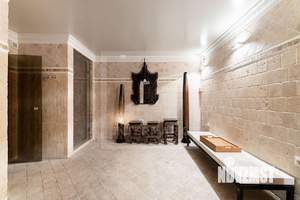 Таунхаус 364м&sup2;, 4-этажный, на длительный срок, 