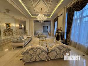 Коттедж 1000м&sup2;, 3-этажный, на длительный срок, 