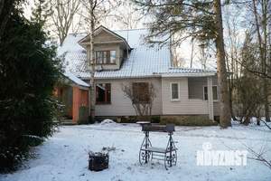 Коттедж 160м&sup2;, 2-этажный, на длительный срок, 