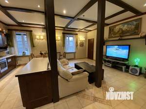 Дом 700м², 3-этажный, посуточно, 