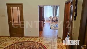 Таунхаус 268м², 3-этажный, на длительный срок, 