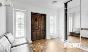 Коттедж 400м², 2-этажный, на длительный срок, 