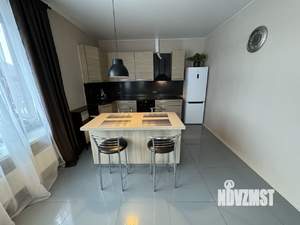 Коттедж 200м², 2-этажный, на длительный срок, 