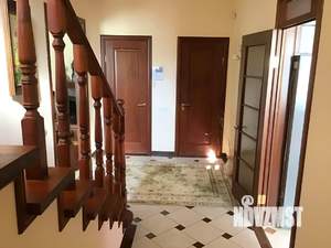 Дом 160м², 2-этажный, на длительный срок, 
