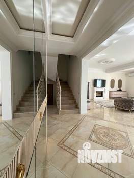 Дом 350м², 3-этажный, на длительный срок, 