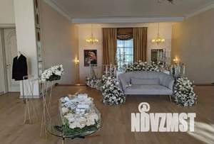 Дом 1000м², 3-этажный, посуточно, 