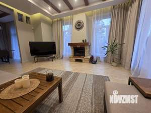 Дом 458м², 3-этажный, на длительный срок, 