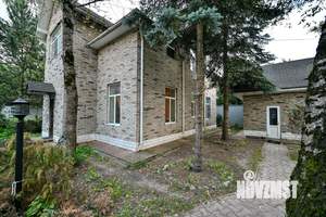 Дом 250м², 2-этажный, на длительный срок, 