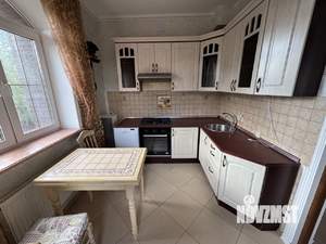 Коттедж 210м², 4-этажный, на длительный срок, 