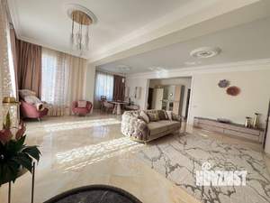 Дом 350м², 3-этажный, на длительный срок, 