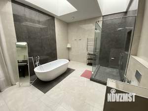 Коттедж 380м², 2-этажный, на длительный срок, 