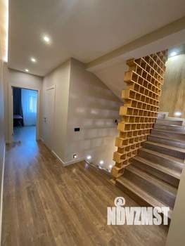 Таунхаус 150м², 3-этажный, на длительный срок, 