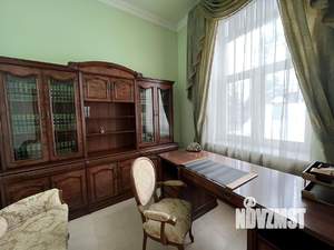 Коттедж 570м², 3-этажный, на длительный срок, 