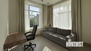 Коттедж 360м&sup2;, 3-этажный, на длительный срок, 