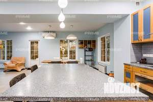 Коттедж 590м², 2-этажный, на длительный срок, 