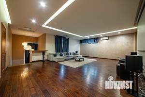 Дом 1000м², 2-этажный, посуточно, 