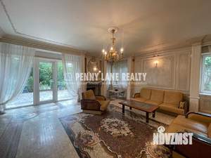 Таунхаус 364м&sup2;, 2-этажный, на длительный срок, 