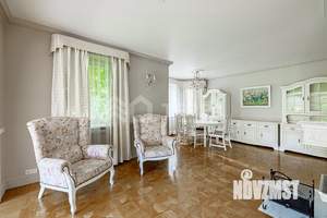 Дом 380м², 2-этажный, на длительный срок, 