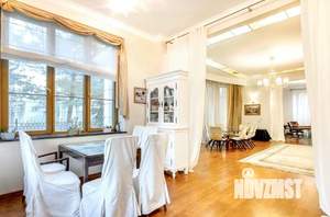 Дом 650м², 3-этажный, посуточно, 
