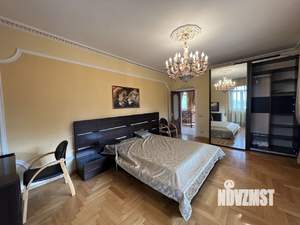 Коттедж 210м², 2-этажный, на длительный срок, 