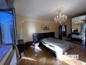 Дом 210м², 2-этажный, на длительный срок, 