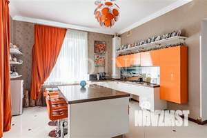 Коттедж 430м², 2-этажный, на длительный срок, 