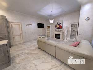 Таунхаус 200м&sup2;, 3-этажный, на длительный срок, 