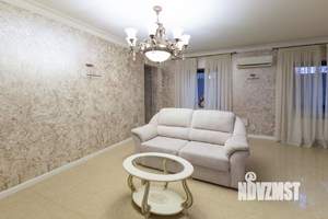 Коттедж 400м², 2-этажный, на длительный срок, 