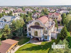 Дом 1000м², 3-этажный, посуточно, 
