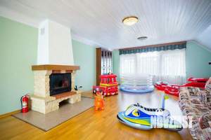 Дом 320м², 3-этажный, на длительный срок, 