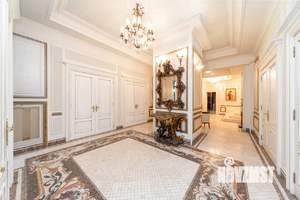 Дом 860м², 3-этажный, на длительный срок, 