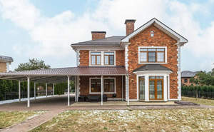 Дом 280м², 3-этажный, на длительный срок, 