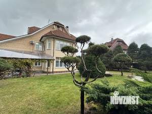 Коттедж 500м², 2-этажный, на длительный срок, 