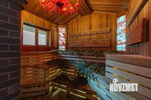 Дом 2000м&sup2;, 4-этажный, посуточно, 