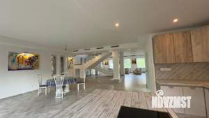 Дом 550м², 3-этажный, на длительный срок, 