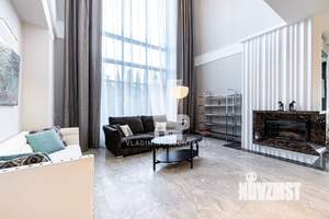 Коттедж 360м&sup2;, 2-этажный, на длительный срок, 