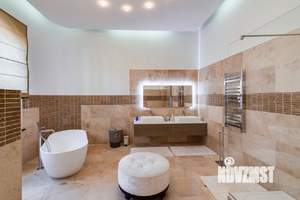 Коттедж 660м², 3-этажный, на длительный срок, 