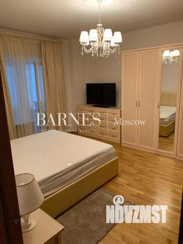 Дом 435м², 2-этажный, на длительный срок, 